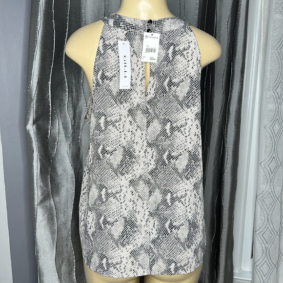Gilli (Versona) Black and Tan Snake Skin  Print Top Sz L - Picture 3 of 5